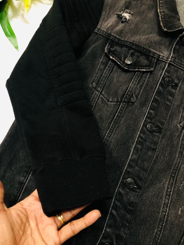 Chaqueta vaquera negra