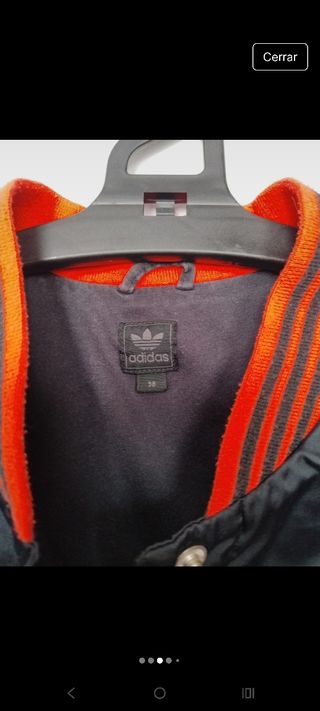 Chaqueta Adidas Bomber Corta Roja Negra