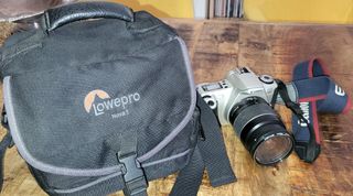 Cámara Canon EOS 300 Plata y Negra