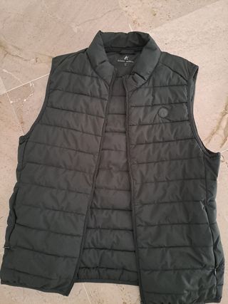 Chaleco Álvaro Moreno Verde Oliva Talla S
