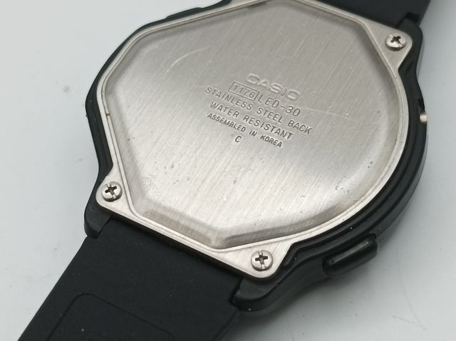 Casio LED-30 Vintage Digital 100M