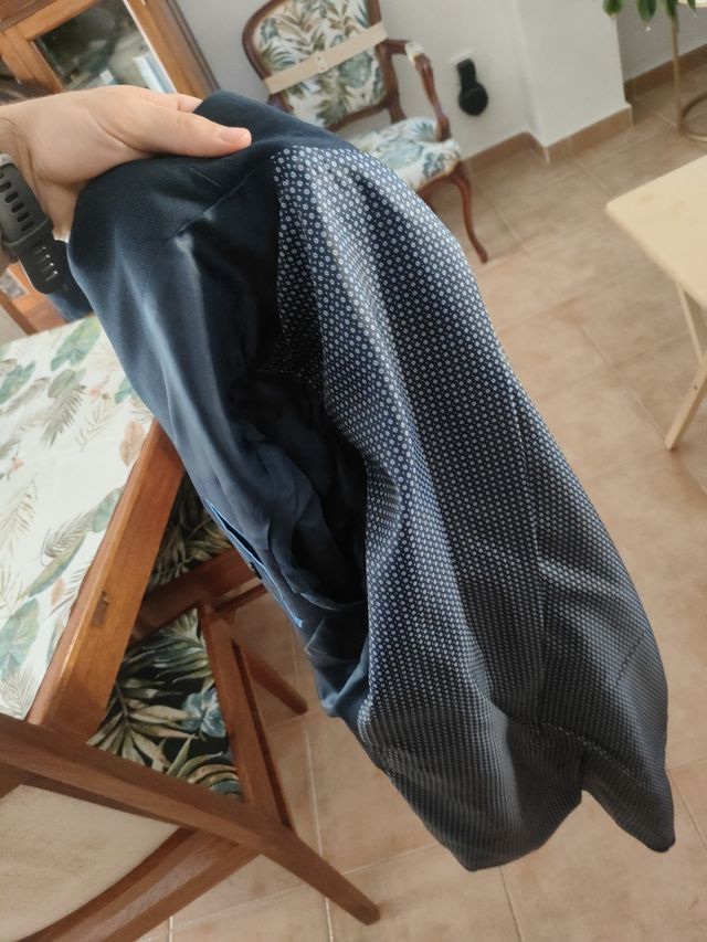 Traje azul marino talla S