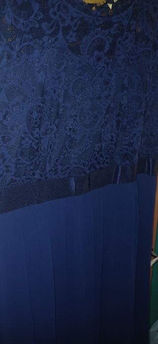 Vestido azul de encaje