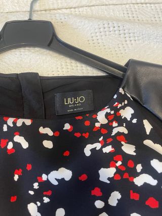 Vestido Liu Jo evasé estampado negro