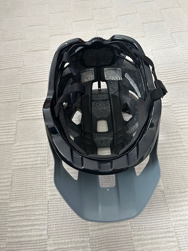 Casco Ciclismo Abus Modrop Gris
