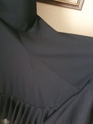 Falda flamenca negra con volantes