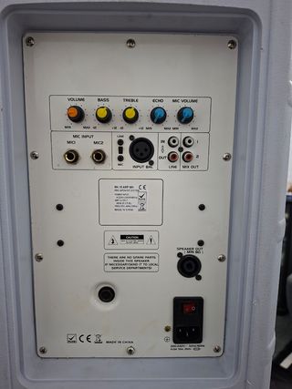 Altavoces Ibiza Autoamplificados Blancos 900w