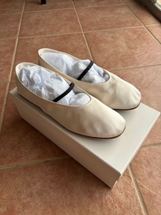 Bailarinas talla 39 Bimba y Lola color marfil 