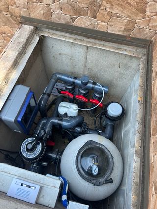 técnico de piscina tf 677133242