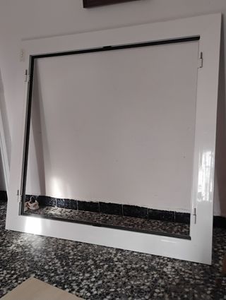 Ventanas de aluminio blancas