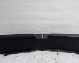 Mazda 143412 bhn968894 molduras traseras 3 lim. ()