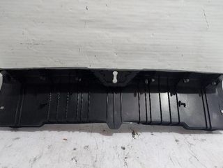 Mazda 143412 bhn968894 molduras traseras 3 lim. ()