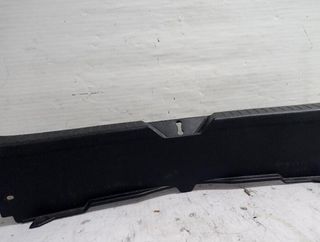 Mazda 143412 bhn968894 molduras traseras 3 lim. ()