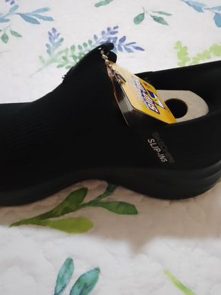 Deportivas Skechers Malla Mujer Negras