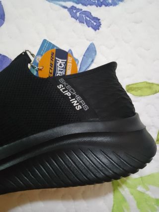 Deportivas Skechers Malla Mujer Negras