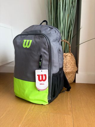 Mochila Wilson gris y verde neón