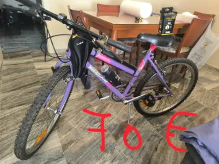 Mueble recibidor madera y espejo