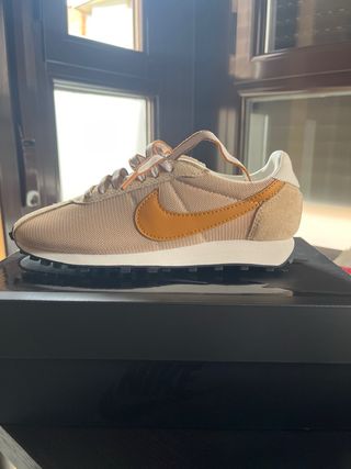 Nike Linen/Desert Beige/Orange Zapatillas