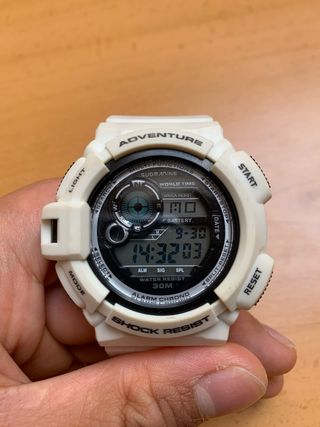 Reloj Digital Blanco