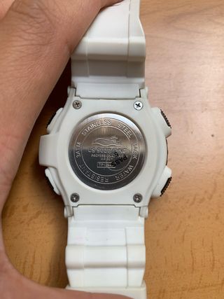 Reloj Digital Blanco