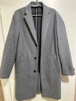 Abrigo gris elegante