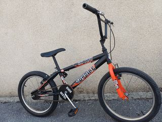 Bicicleta BMX Topbike Negra y Naranja