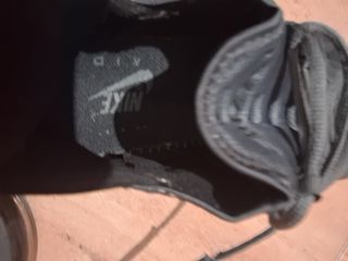 Nike Air Max 270 Gris/Negro Casi Nuevas