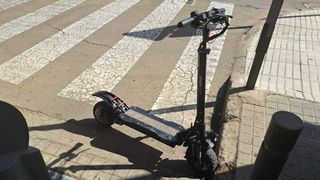 Patinete Eléctrico con Puerto USB Sabway