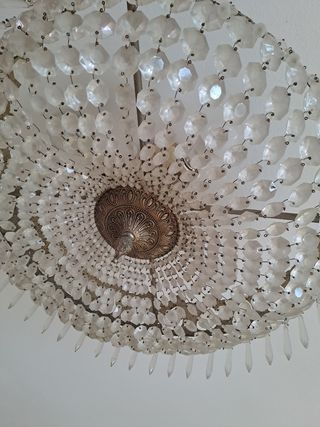 Lámpara de techo antigua de cristal y metal