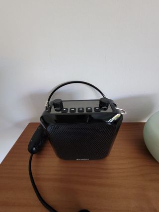 Amplificador de voz con micrófono