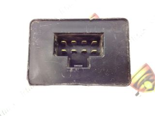 Centralita de elevalunas Nissan Serena C23W 96 285157C700 28515 7C700