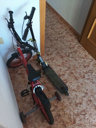 Bicicleta infantil y patinete