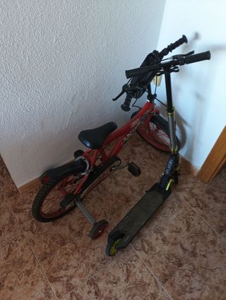 Bicicleta infantil y patinete