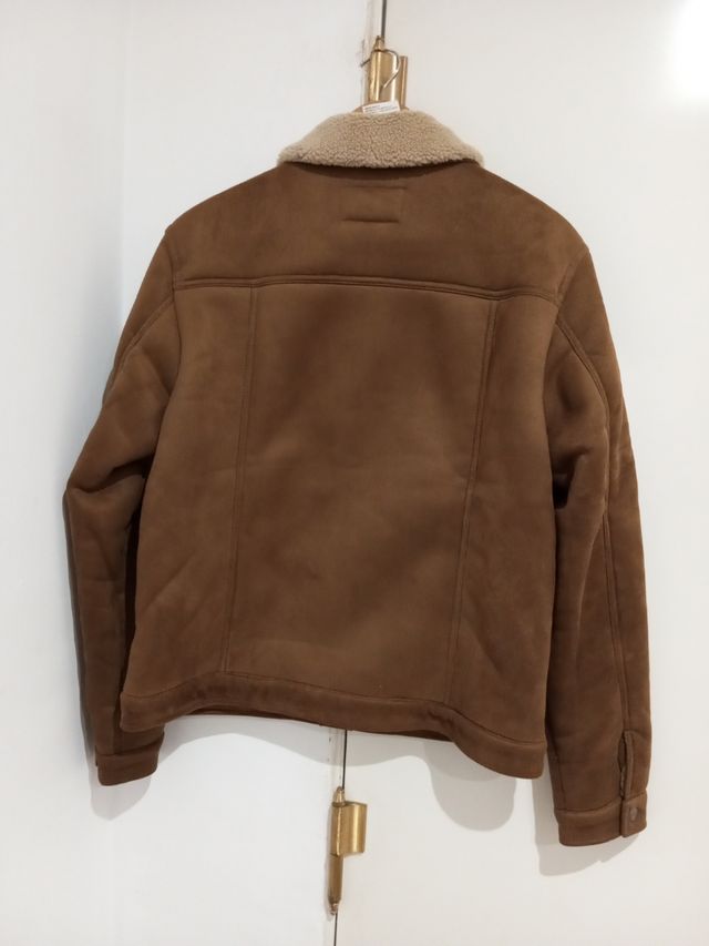 Chaqueta Pull&Bear Marrón Borrego