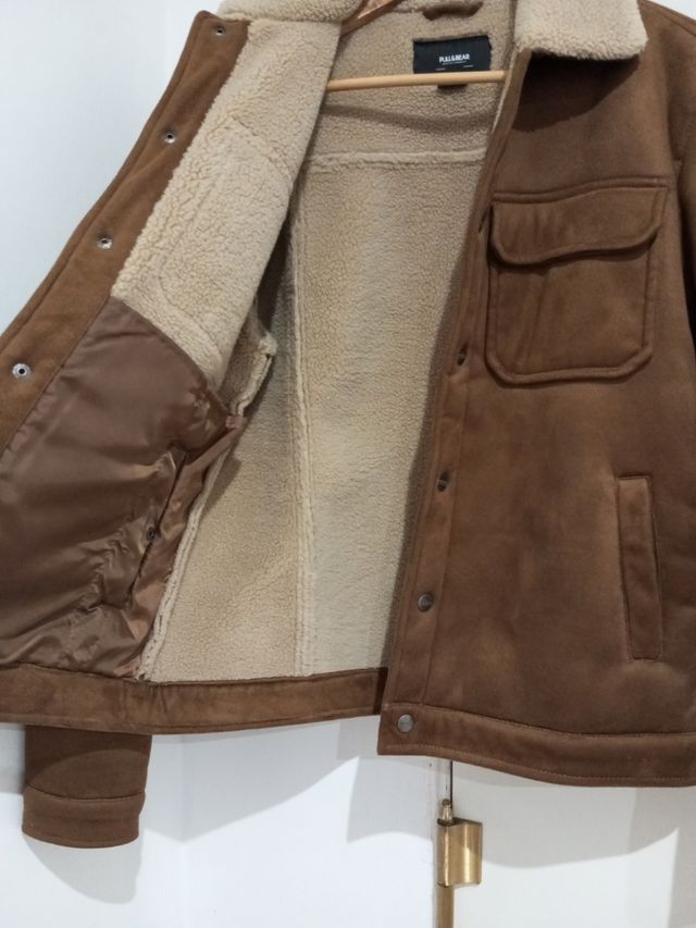 Chaqueta Pull&Bear Marrón Borrego