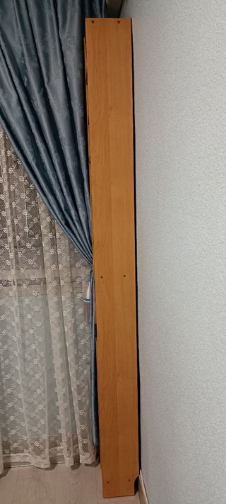 Estantería para CDs de madera