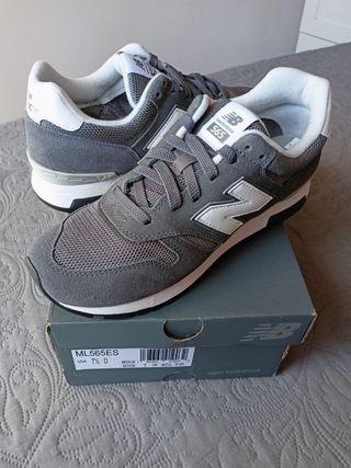 Zapatillas New Balance 565 talla 40.5 gris