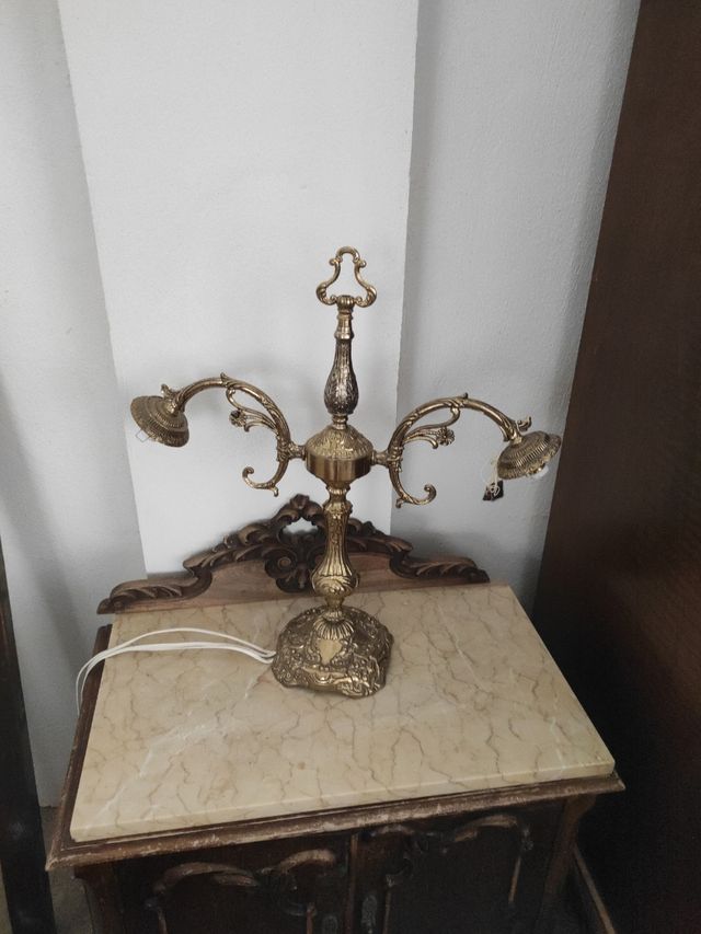 Lámpara de mesa Vitang dos focos