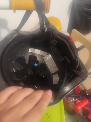 Bici infantil azul y amarilla + casco