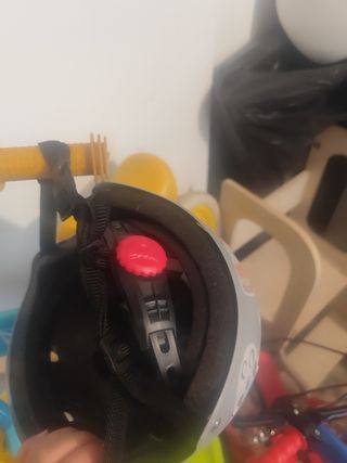 Bici infantil azul y amarilla + casco