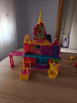 Castillo Pin y Pon y tres muñecos 