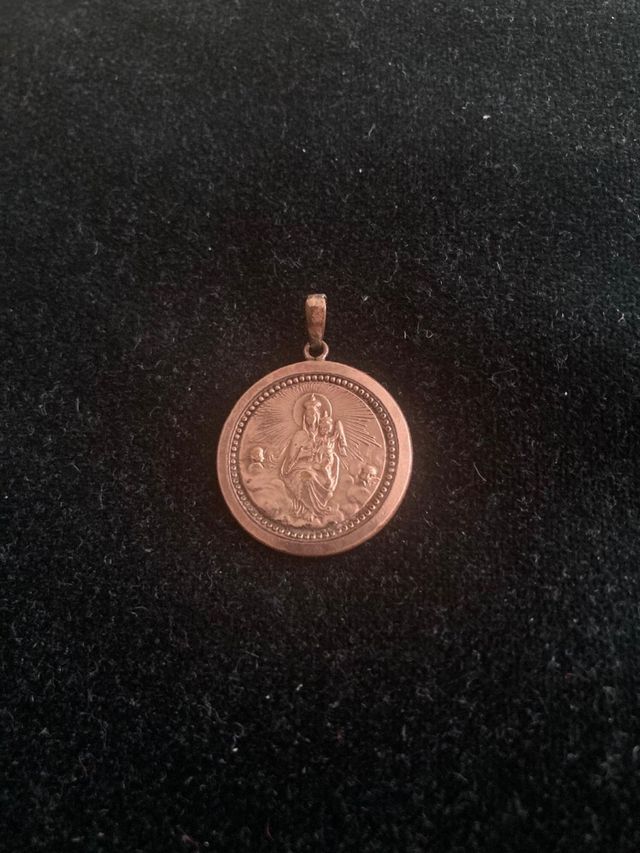 Medalla Virgen del Carmen Antigua