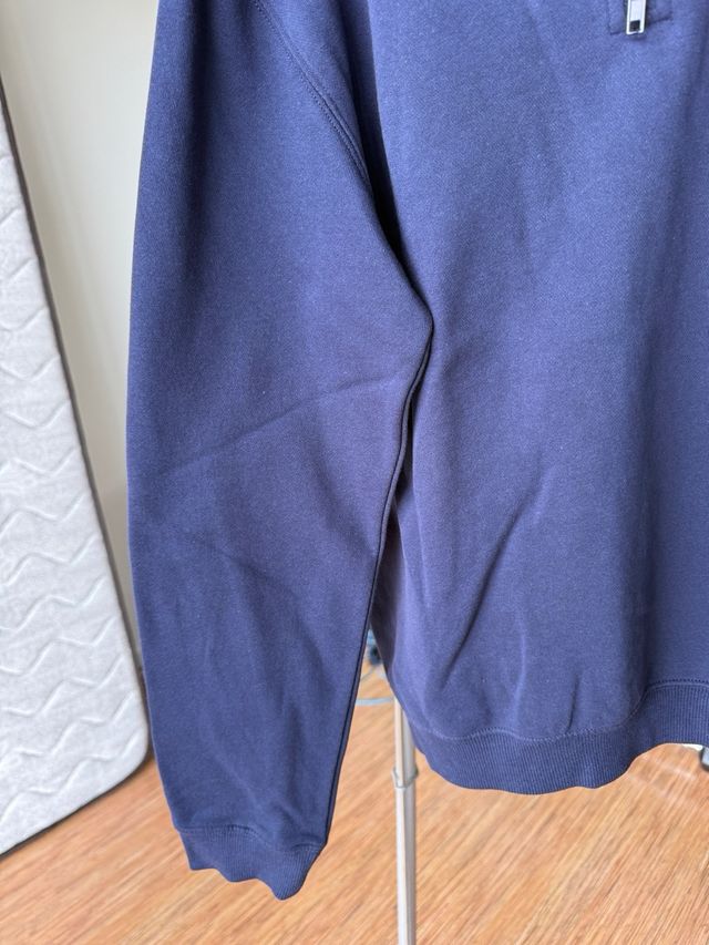 Camisola H&M azul marinho com fecho