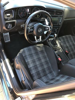 Volkswagen Golf 2016