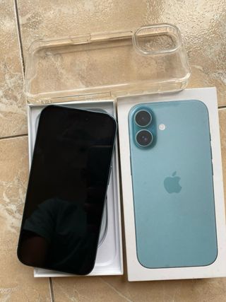 iPhone 16 Verde 256GB con 1 año de garantía