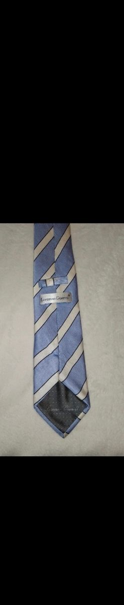 Corbata azul y blanca Lorenzo Guerni