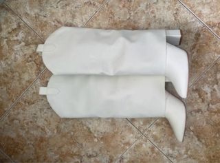 Botas altas blancas punta cuadrada tacón