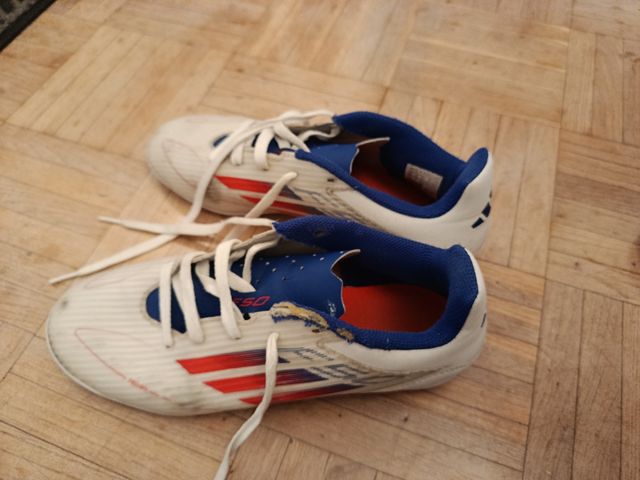 Zapatillas Fútbol Sala Adidas Blancas Rojas