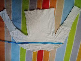 Blusa Zara manga abullonada perlas T. S