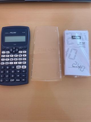 Calculadora Científica MILAN M 240